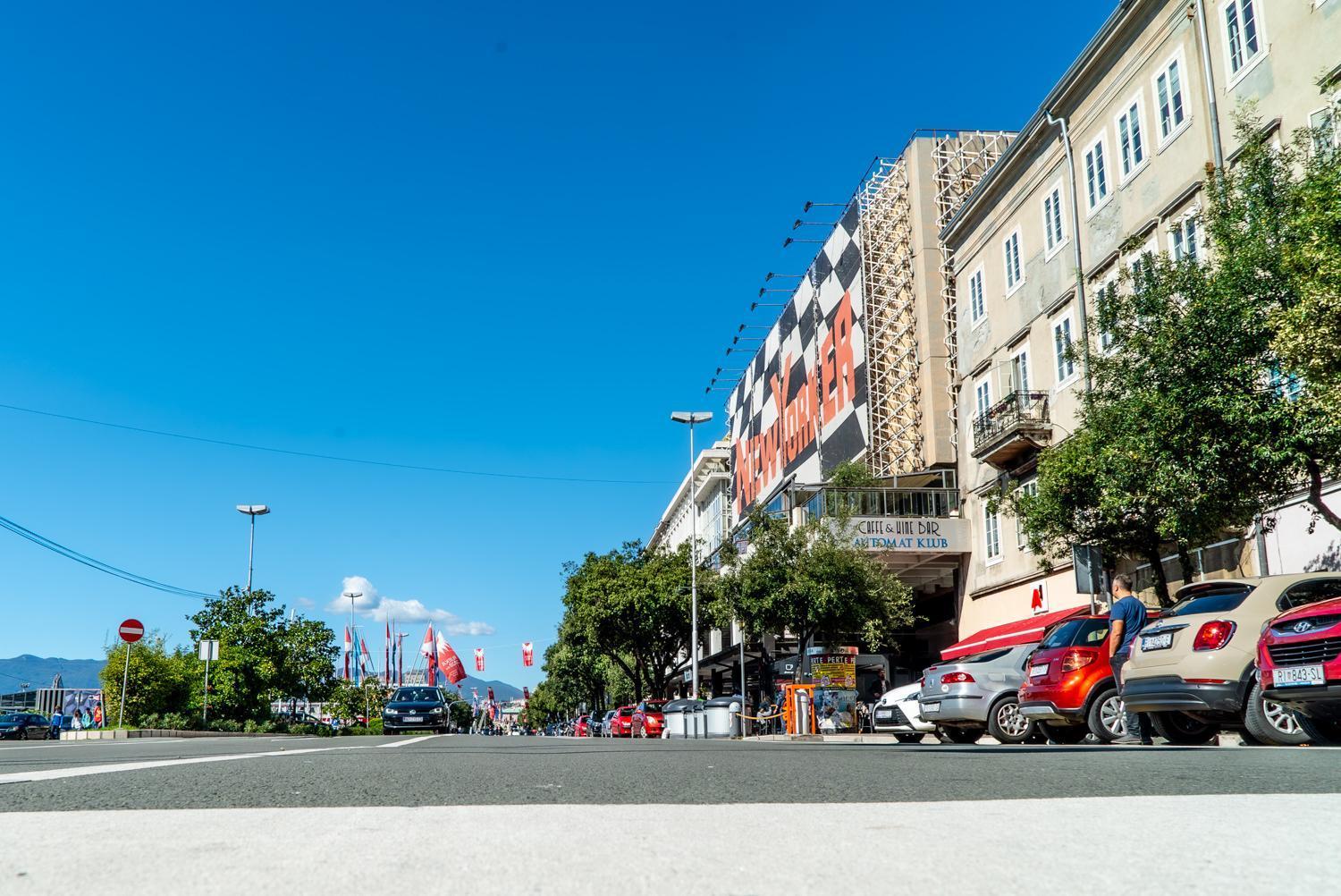 Apartament Luxury Center *